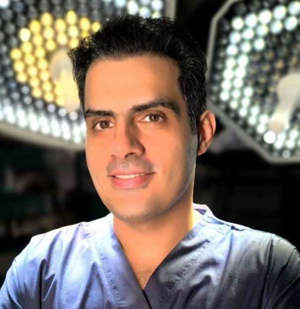 دکتر عباس احمدی